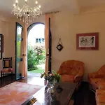 Erika Madeira Caniço