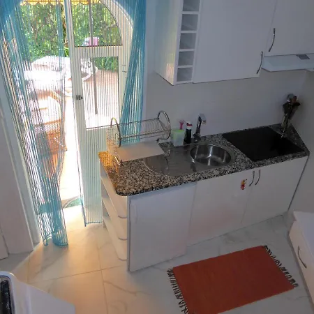 Erika Madeira شقة