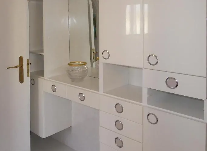 Erika Madeira Apartmán Caniço